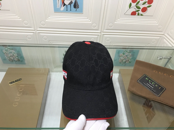 ブランド帽子角部分ディテール